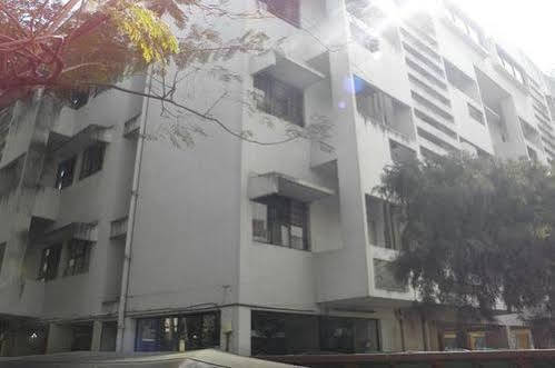 Meru Hotel